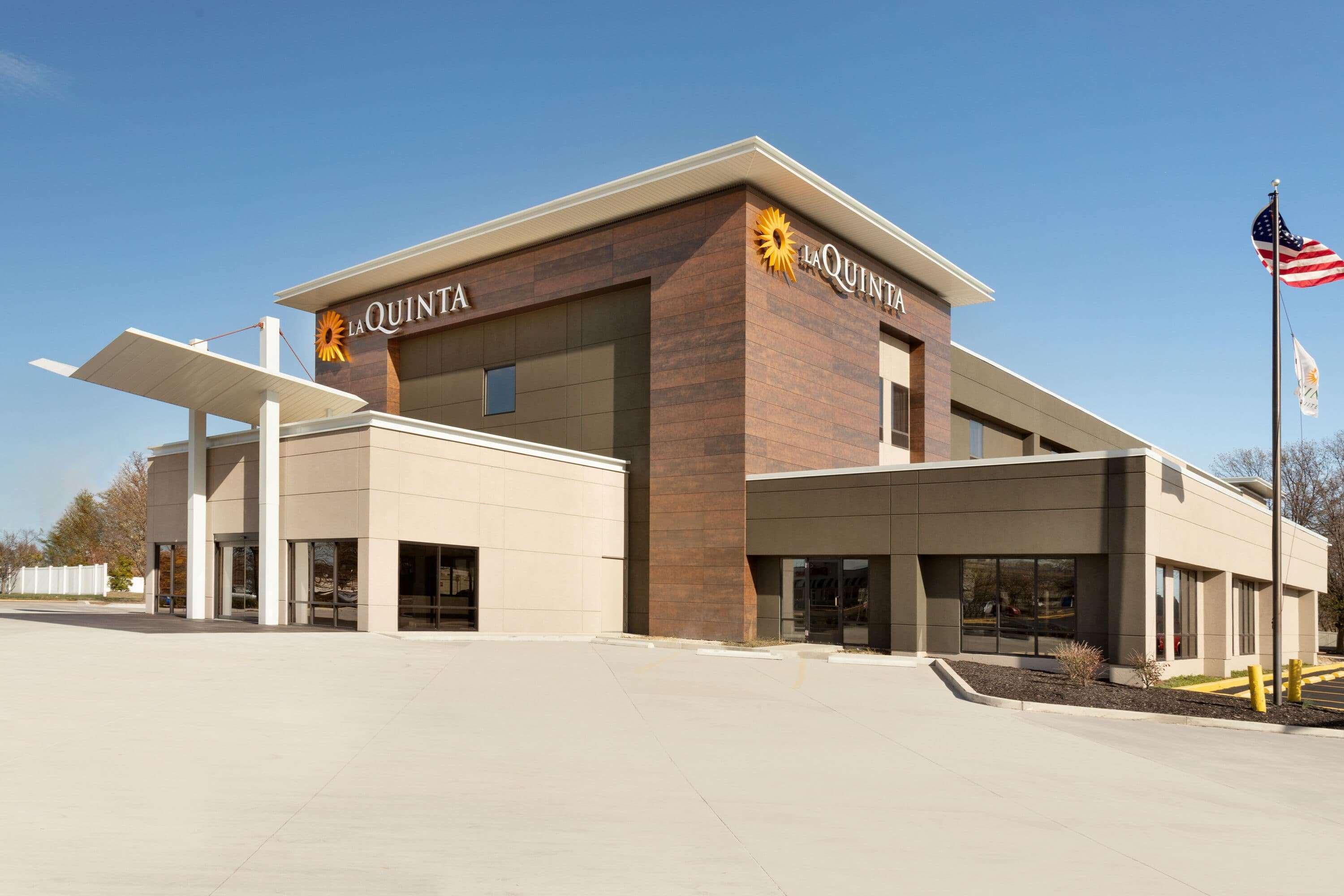La Quinta & By Wyndham St Louis Route 66 Hotel 3*
